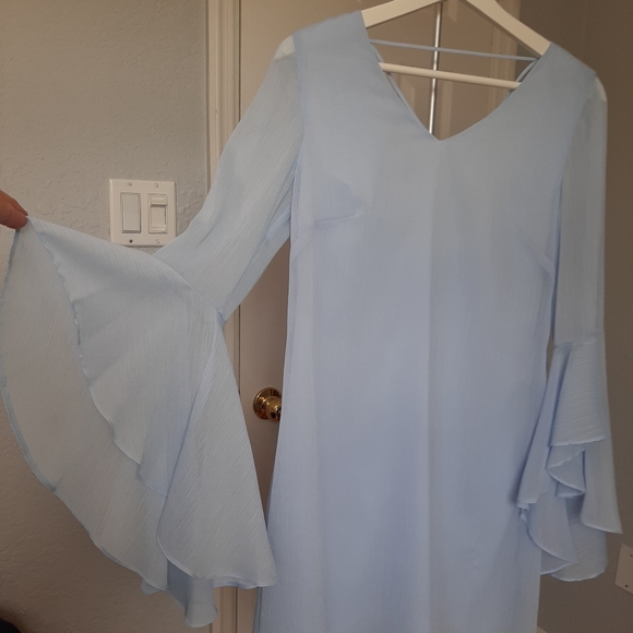 Dress - Picture 3 of 7